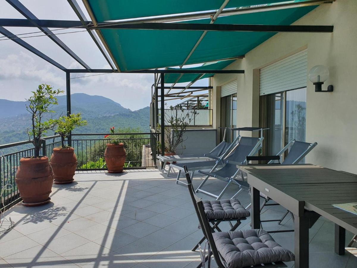 Апартаменти La Terrazza Sul Golfo Рапалло Екстер'єр фото